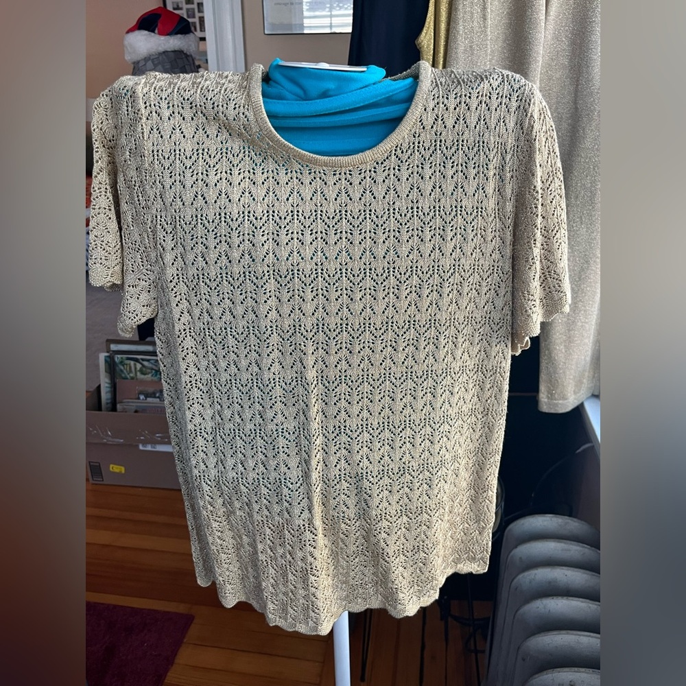 Vintage Theo Miles Gold Short Sleeve Women’s Top